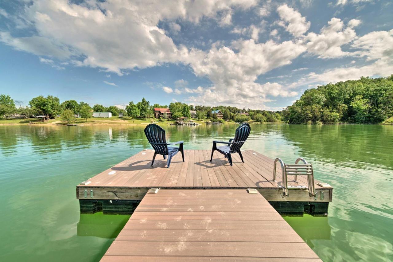 Sevierville Lake House With Deck And Foosball Table! 외부 사진